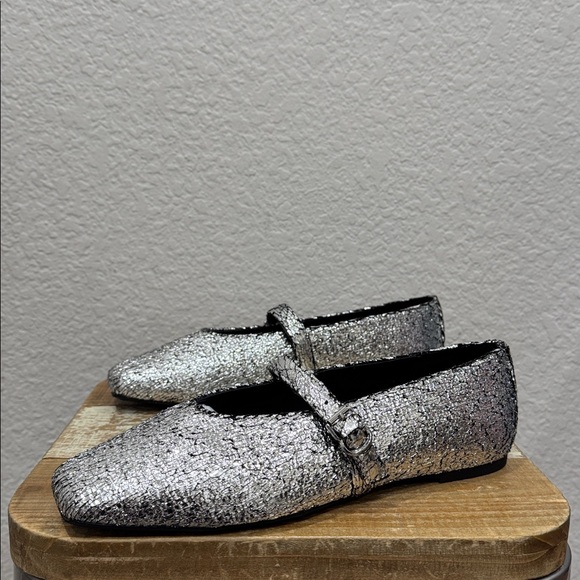 Katy Perry The Evie Silver Metallic Mary Janes Size 9.5 - Picture 4 of 7